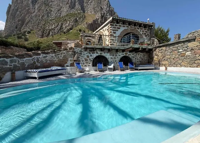 Villa Di Maria